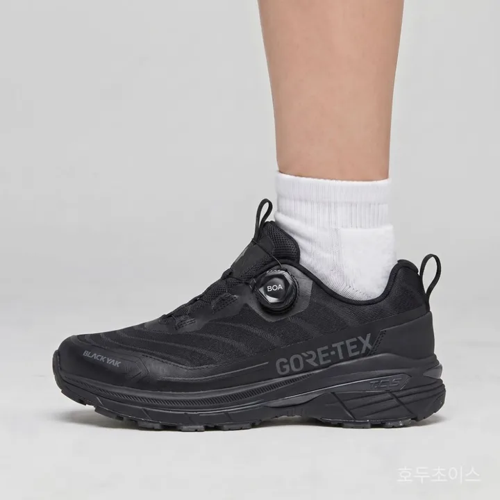블랙야크 여성 트레킹화 고어텍스 보아다이얼 343 GTX 등산화